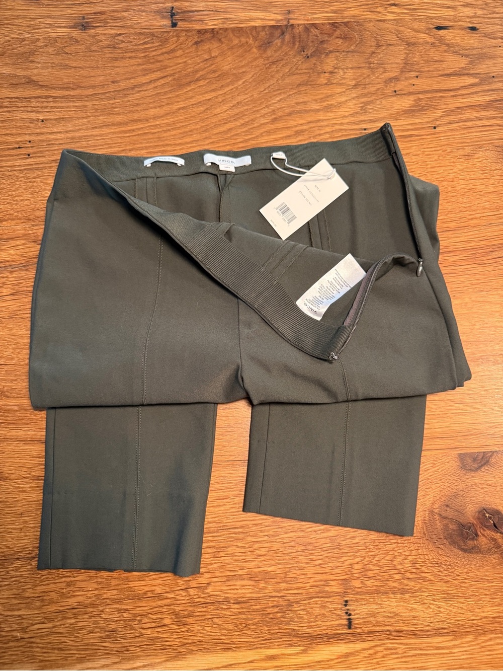VINCE - crop flare pant sz M